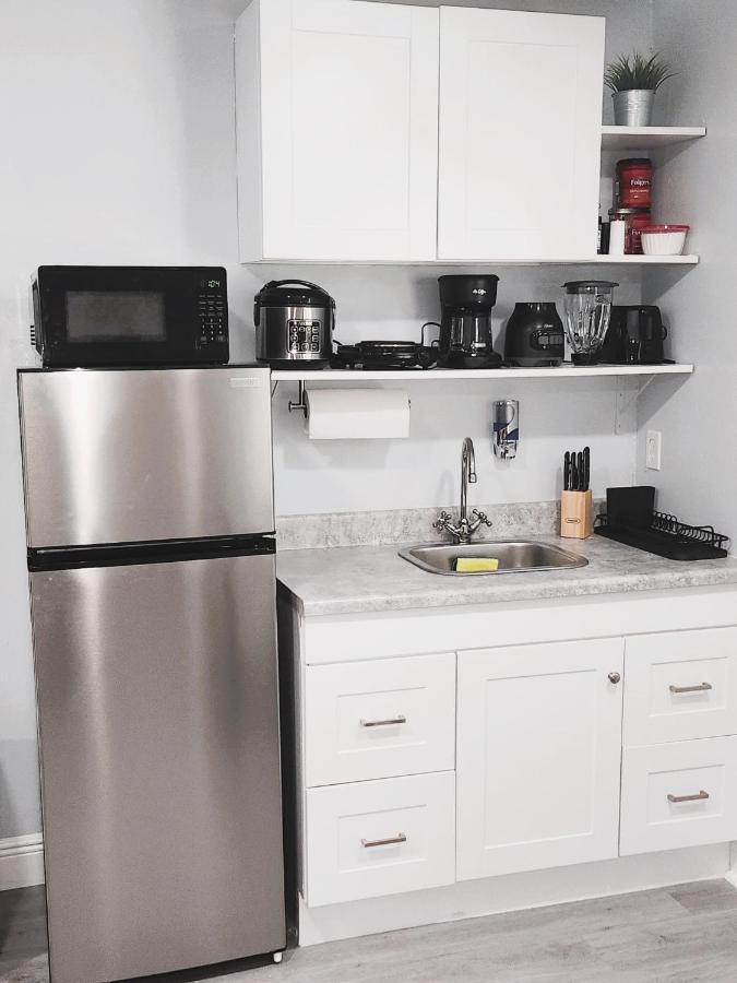 Cheerful Super Suite + 2 Queen + Sofa Bed Minutes From The Airport! Tampa Eksteriør bilde